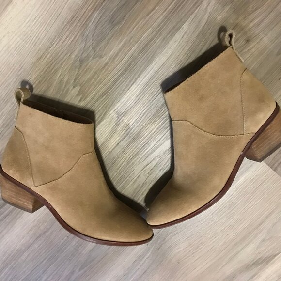 Sole Society Ladies Suede Cream Ankle Boots Size 6.5 - Picture 1 of 6